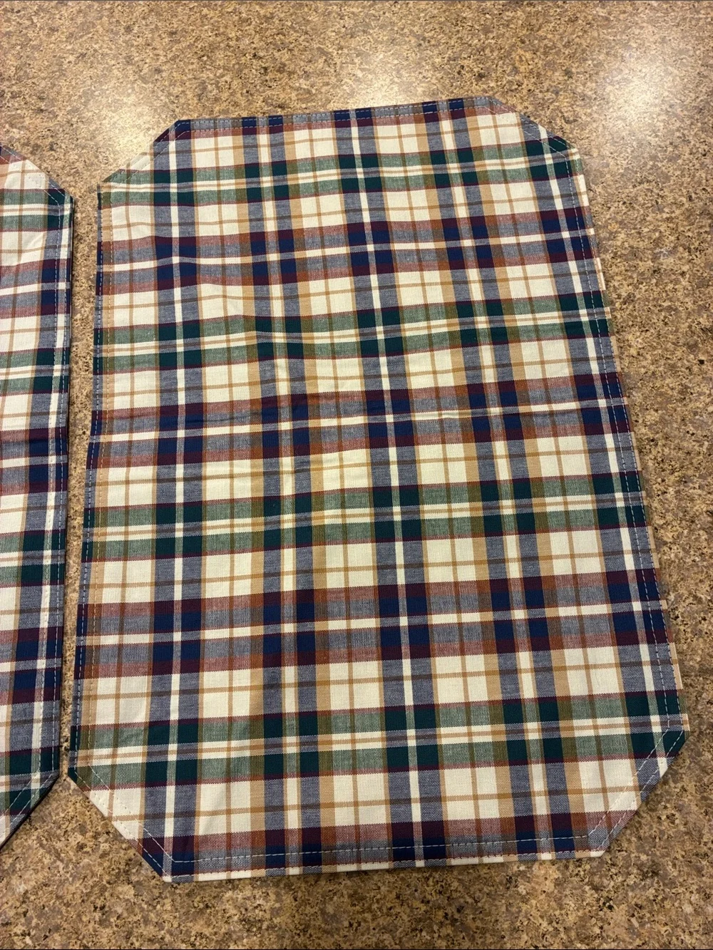 Longaberger Woven Traditions Plaid Fabric Placemats Set of 2 SMELLS MUSTY